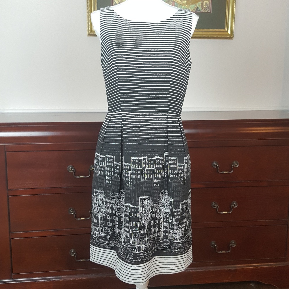 Suzi Chin for Maggy Boutique Cityscape Dress SZ 6